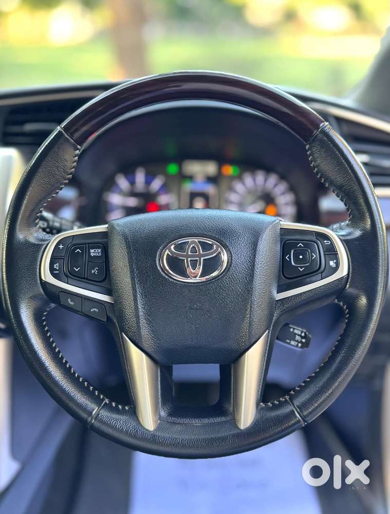 Toyota Innova Crysta 2.4 V 8 Str, 2020, Diesel