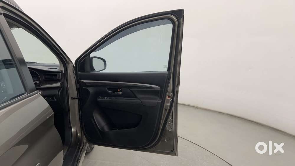 Maruti Suzuki Xl6 1.5 Alpha At, 2022, Petrol