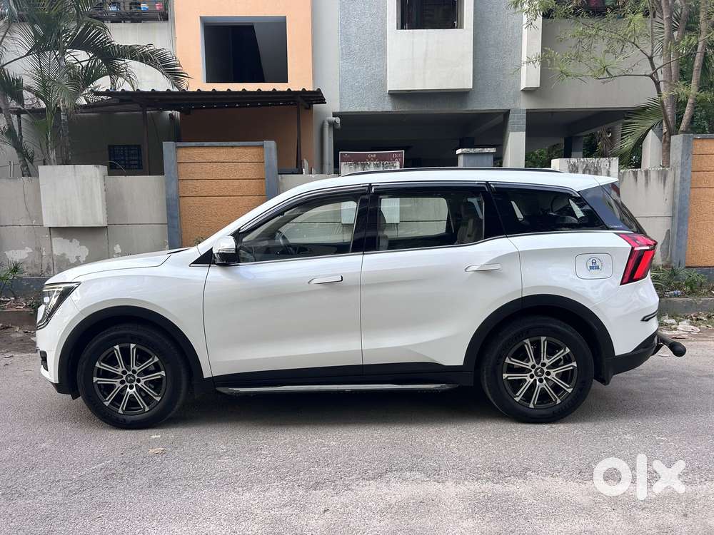 Mahindra Xuv700 2.2 Ax 7 Diesel At Luxury Pack Str, 2021, Diesel