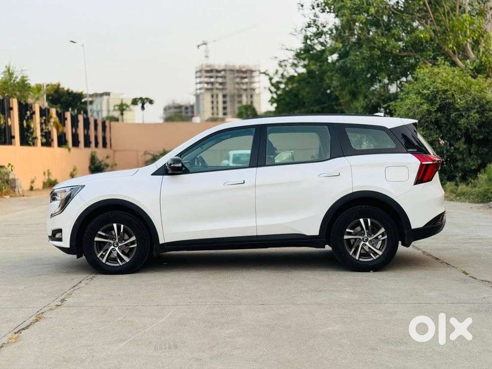 Mahindra Xuv700 2.2 Ax 5 Diesel At 7 Str, 2023, Diesel