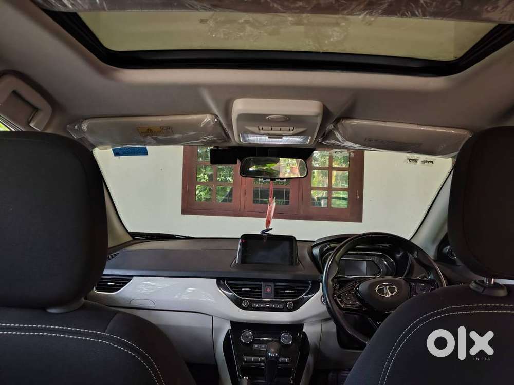 2020 Tata Nexon Xza+ S Amt Petrol  Sunroof  27k Km  Top Variant