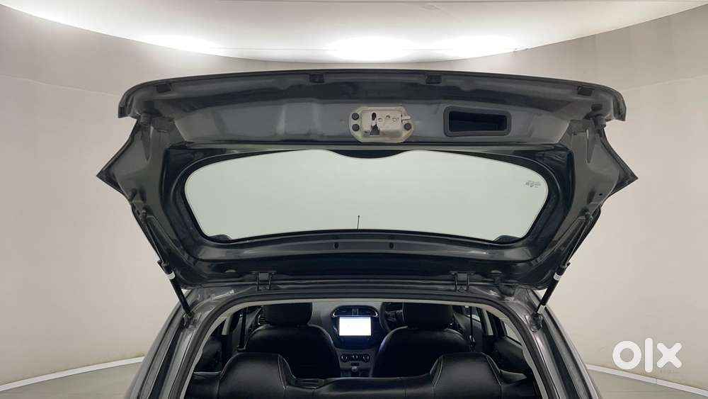 Tata Tiago 1.05 Revotorq Xt Option, 2024, Petrol