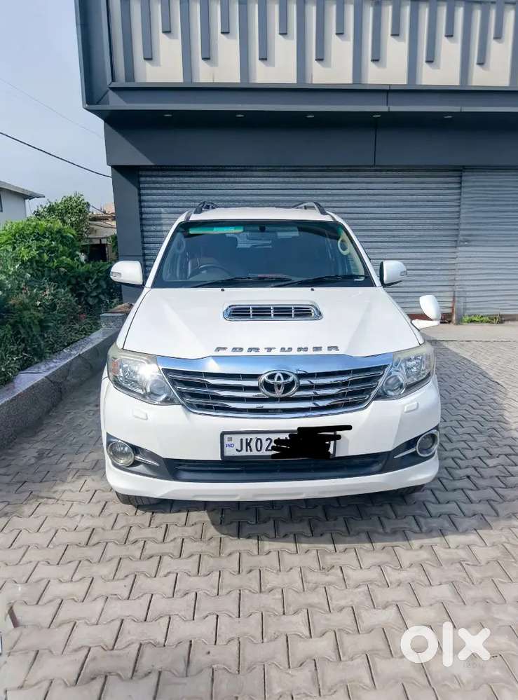 Toyota Fortuner 2012 Diesel 146000 Km Driven