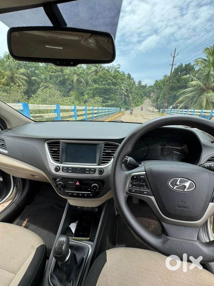Hyundai Verna Petrol Manual 2017