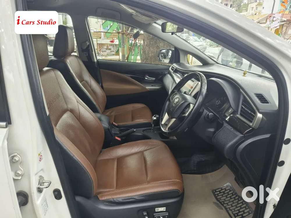 Toyota Innova Crysta 2.8 Zx At 7 Seater, 2019, Diesel