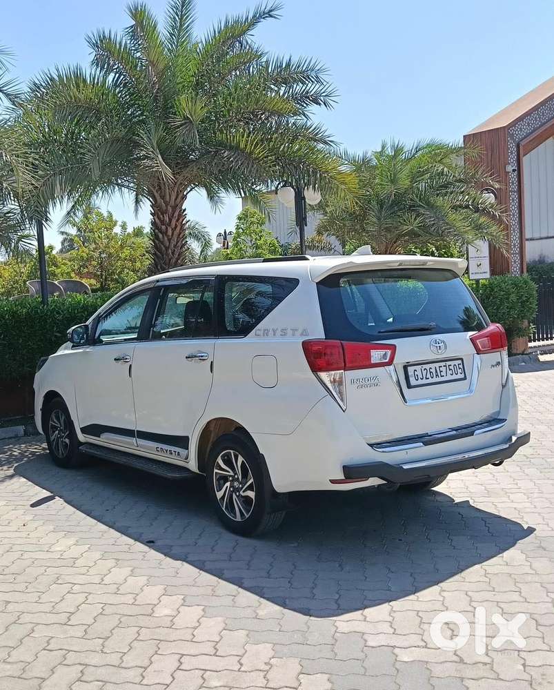 Toyota Innova Crysta 2.4 V 8 Str, 2022, Diesel