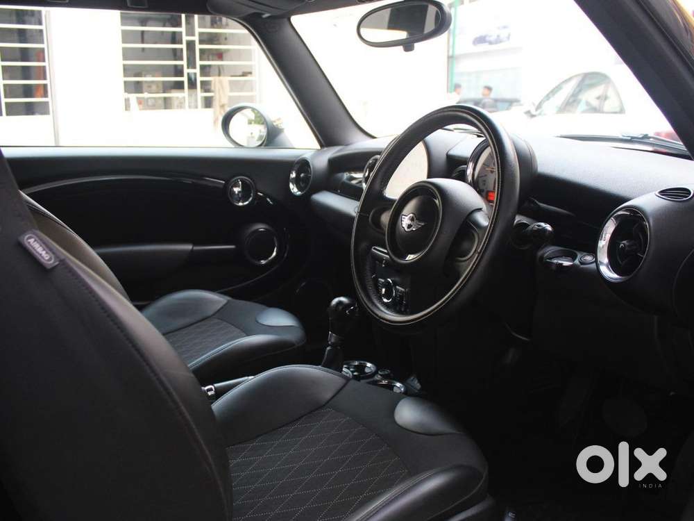 Mini 3 Door 2013 Petrol 28500 Km Driven
