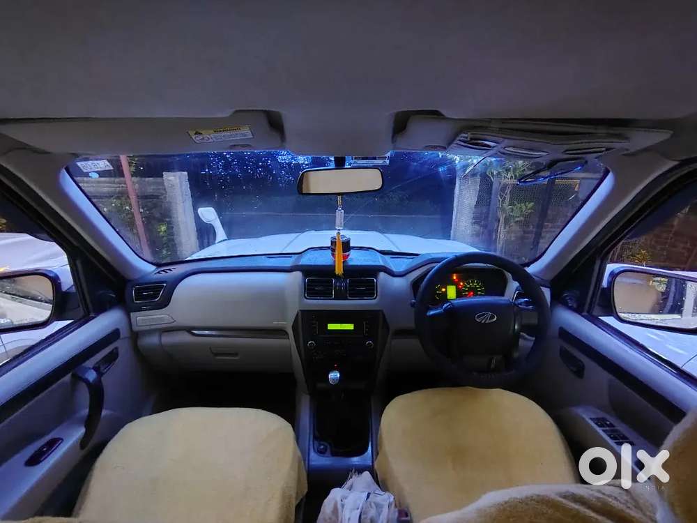 Mahindra Scorpio S6 Plus 2017