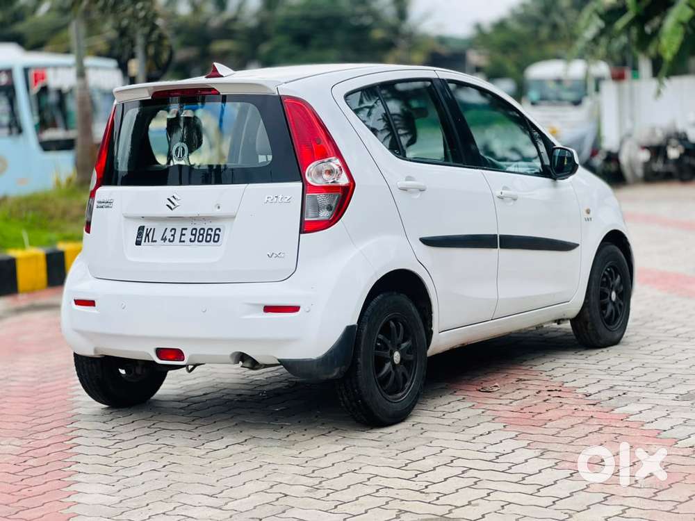 Maruti Suzuki Ritz Vxi, 2013, Petrol