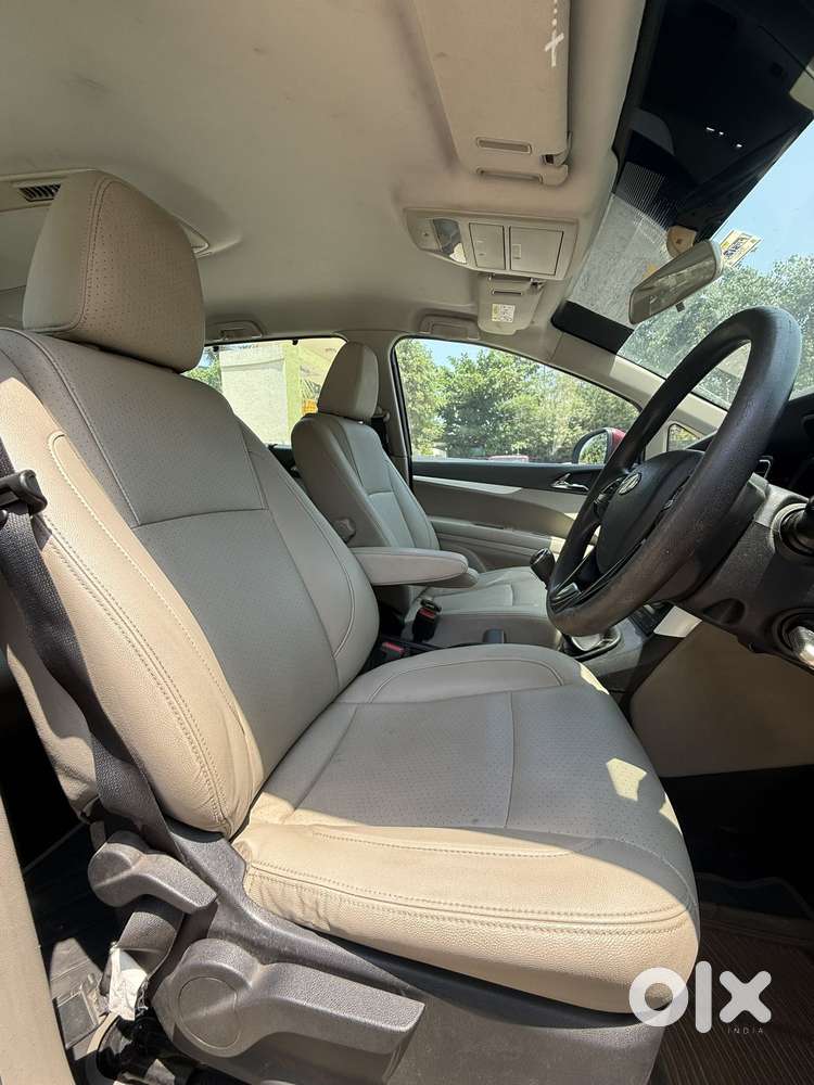 Mahindra Marazzo M8 8str, 2019, Diesel