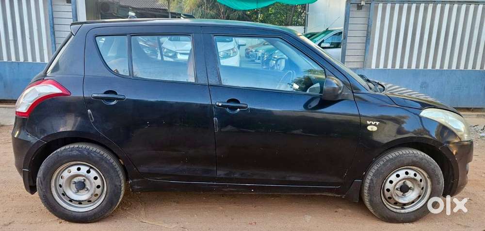 Maruti Suzuki Swift 2011-2014 Lxi, 2013, Petrol