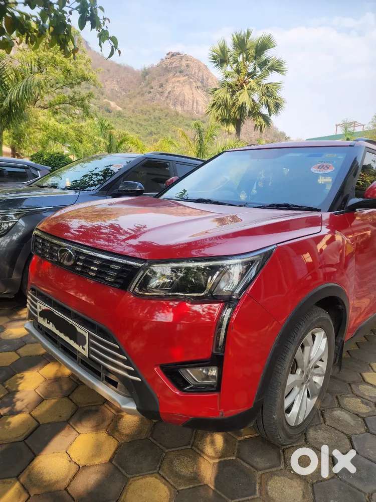 Mahindra Xuv300 2021 Petrol 27500 Km Driven