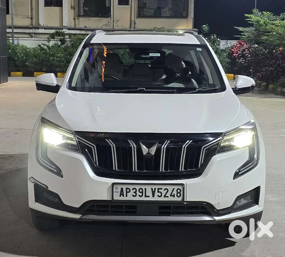 Mahindra Xuv700 Ax7l Petrol Automatic Single Hand Driven - Like New.
