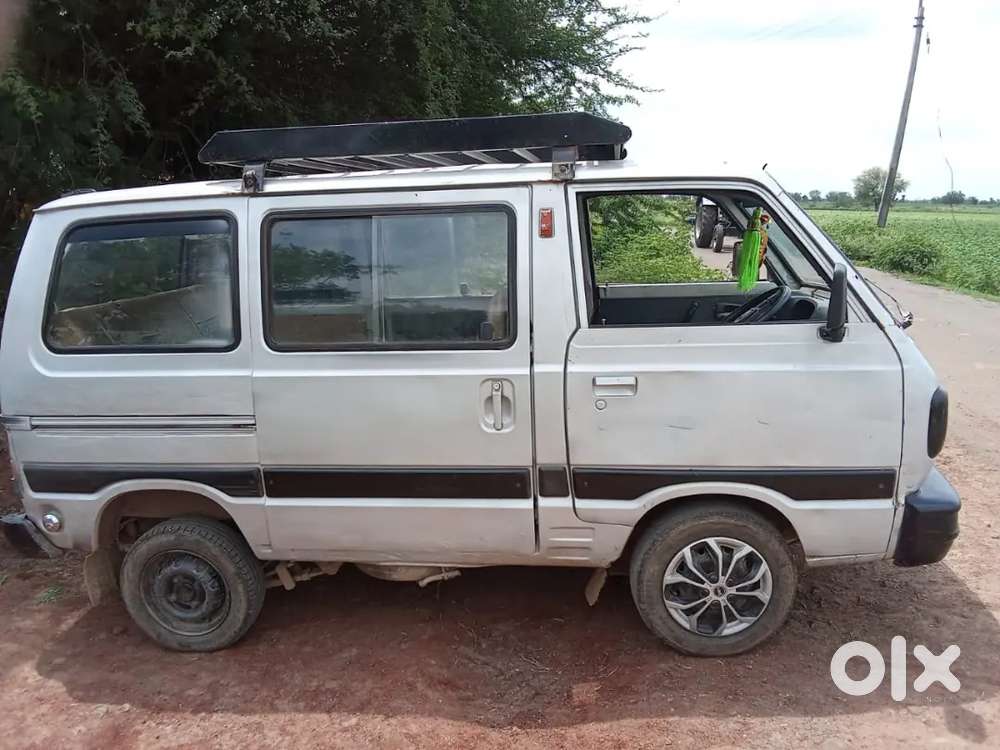 Maruti Suzuki Omni 2011