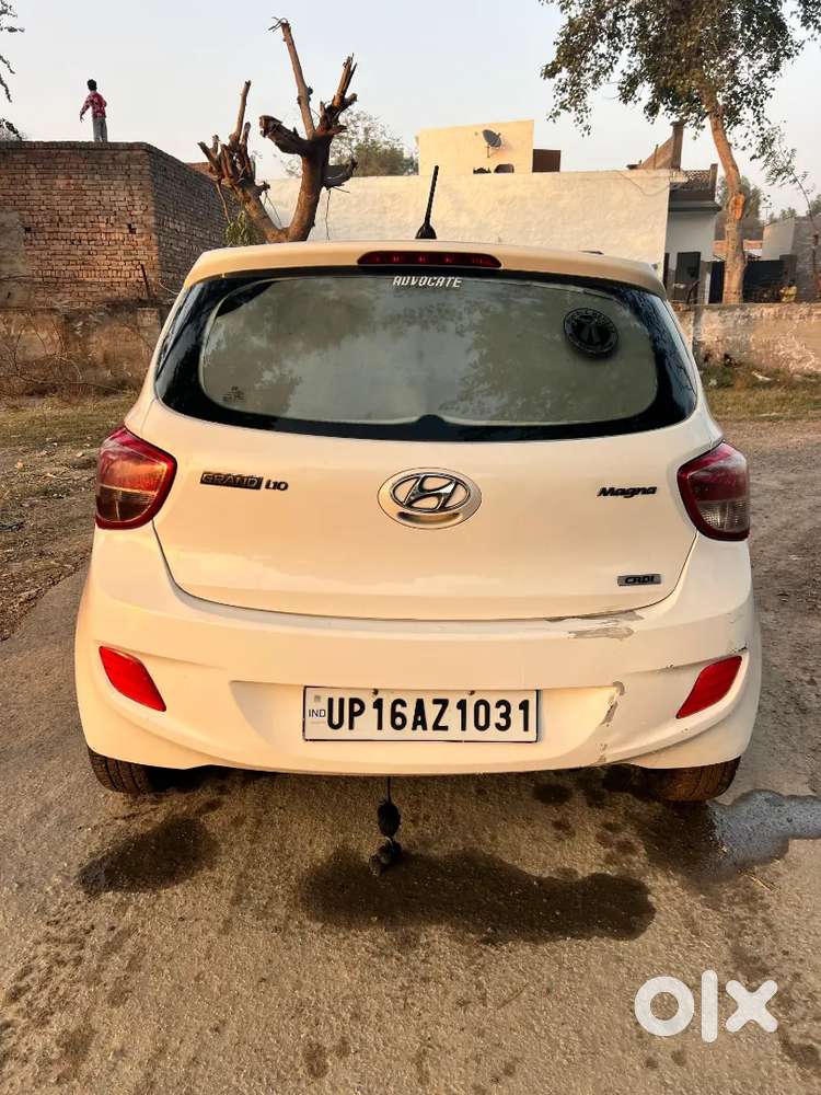 Hyundai Grand I10 2015 Diesel 80000 Km Driven