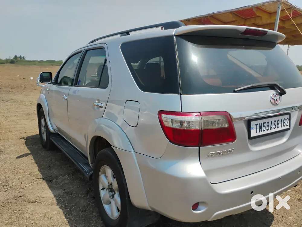 Toyota Fortuner 2010 Desember