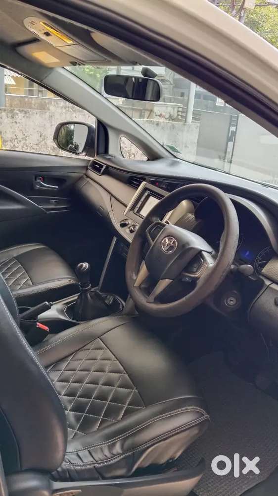 Toyota Innova Crysta 2017