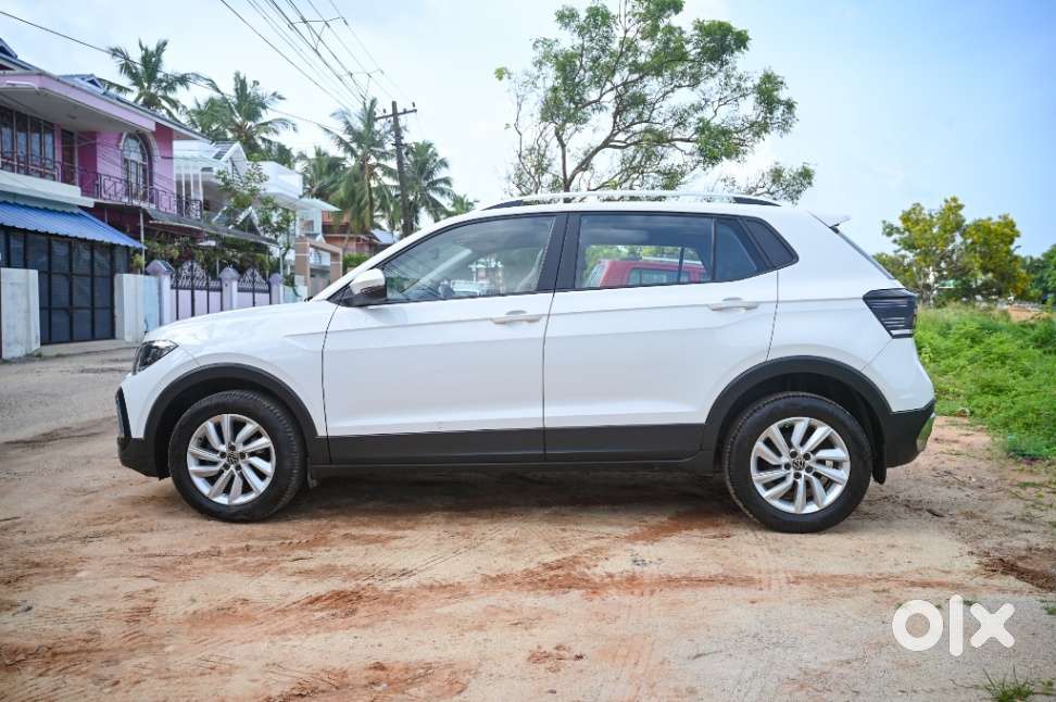Volkswagen Taigun 1.0 Tsi Highline At, 2021, Petrol