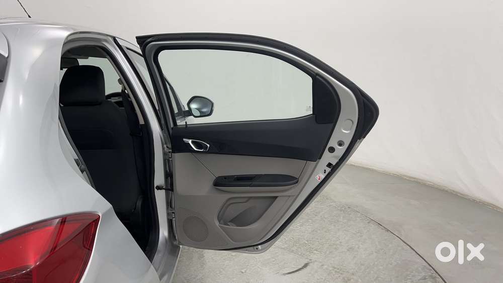 Tata Tiago Xz, 2018, Petrol