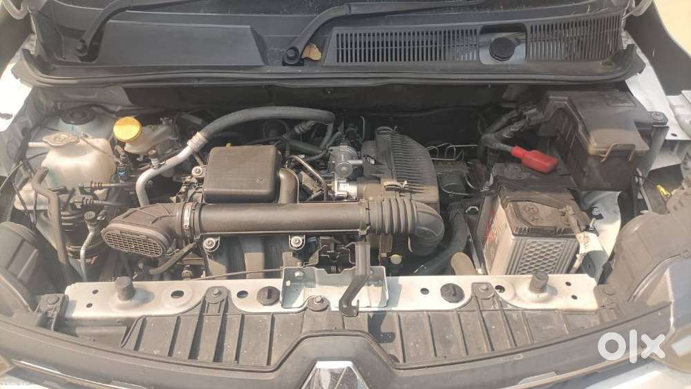 Renault Triber Rxz, 2024, Petrol