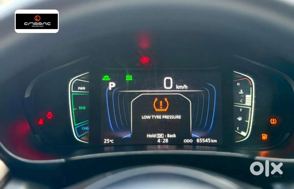 Maruti Suzuki Grand Vitara 1.5 Alpha Plus Intelligent Hybrid Ecvt, 2..