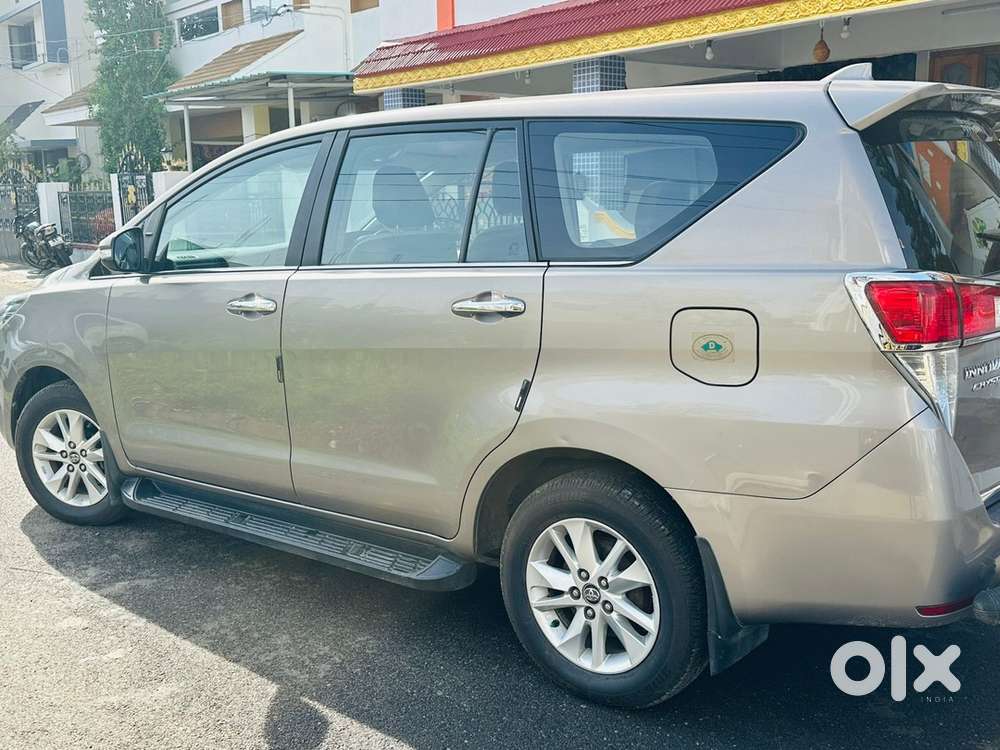 Toyota Innova Crysta 2017 Diesel Well Maintained