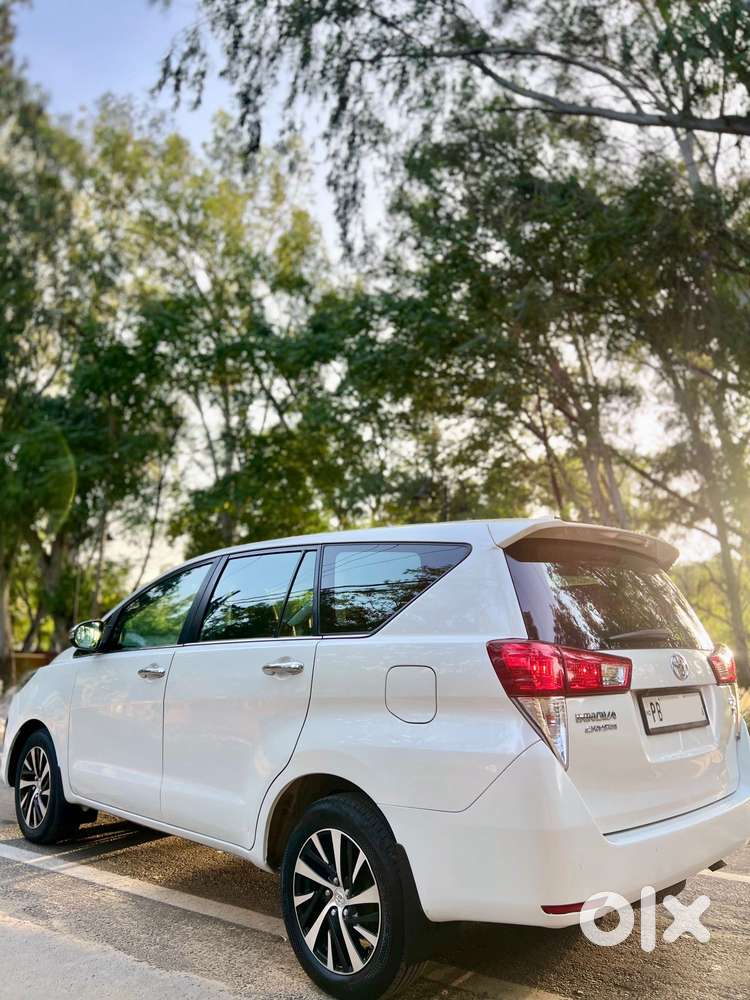 Toyota Innova Crysta [2020-ongoing] 2.4 Zx At 7 Str, 2022, Diesel