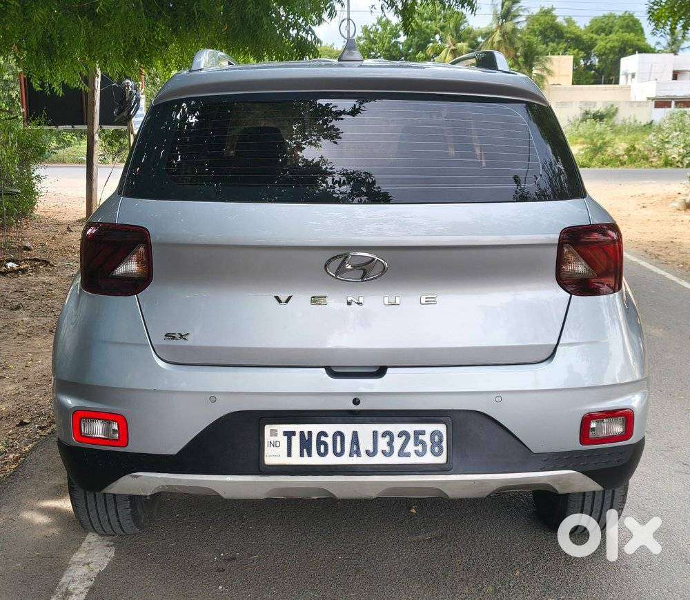 Hyundai Venue Sx (o) Mt 1.5 Diesel, 2021, Diesel