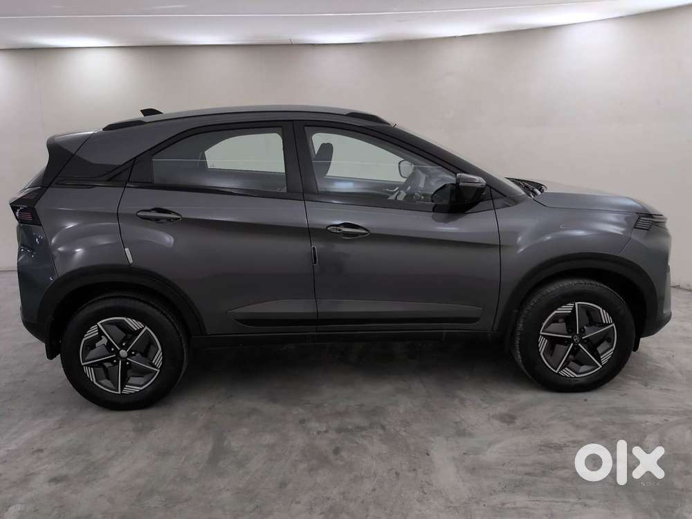 Tata Nexon Creative Plus 1.2 Revotron Petrol 6 Amt, 2024, Petrol