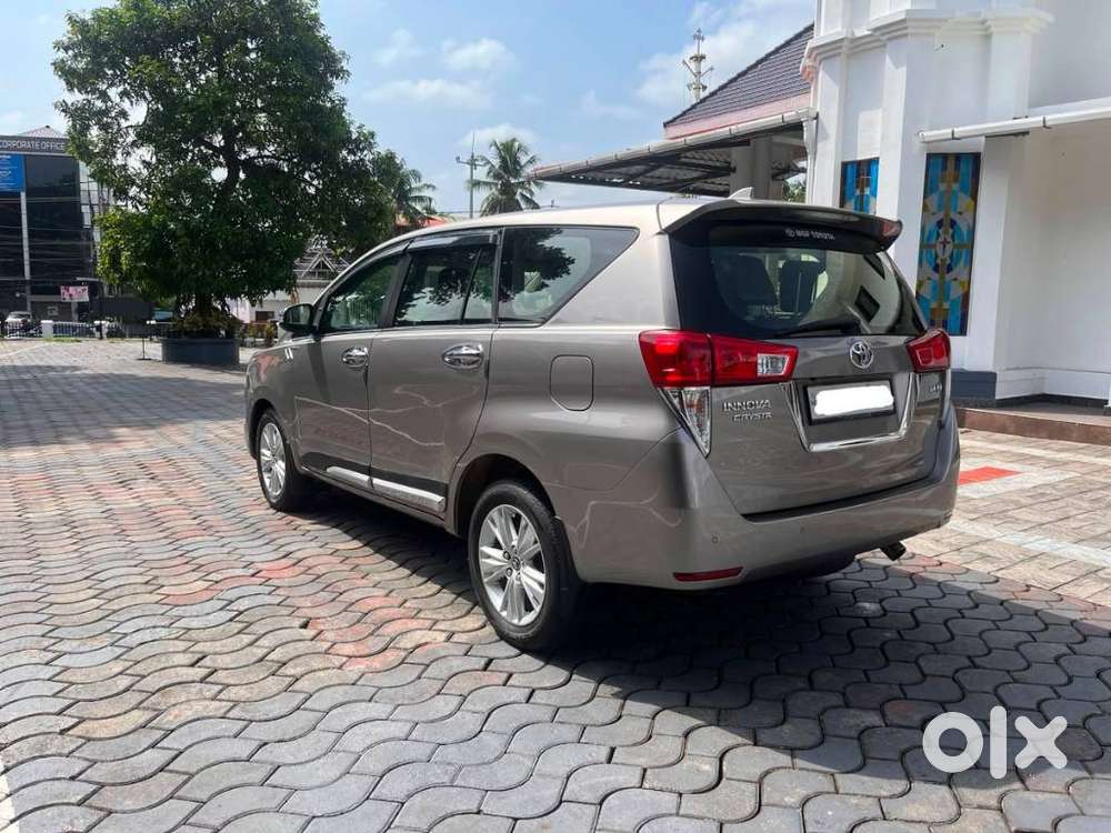 Toyota Innova Crysta 2.5z, 2020, Diesel