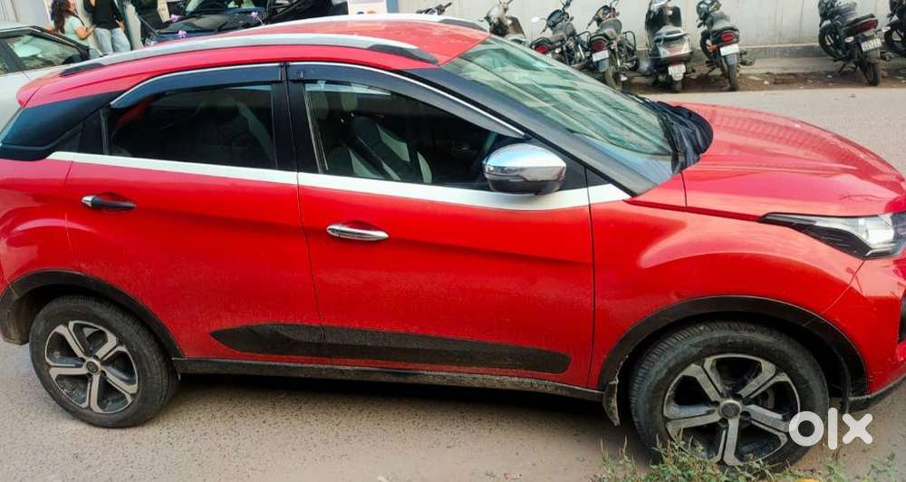 Tata Nexon 1.2 Revotron Xm (s), 2021, Cng & Hybrids