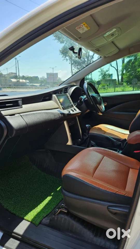 Toyota Innova Crysta [2020-ongoing] 2.4 Gx 7 Str, 2021, Diesel