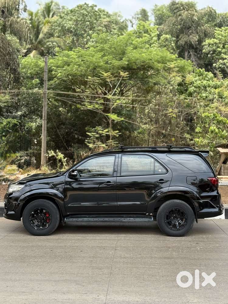 Toyota Fortuner 2011-2016 4x2 Manual, 2012, Diesel