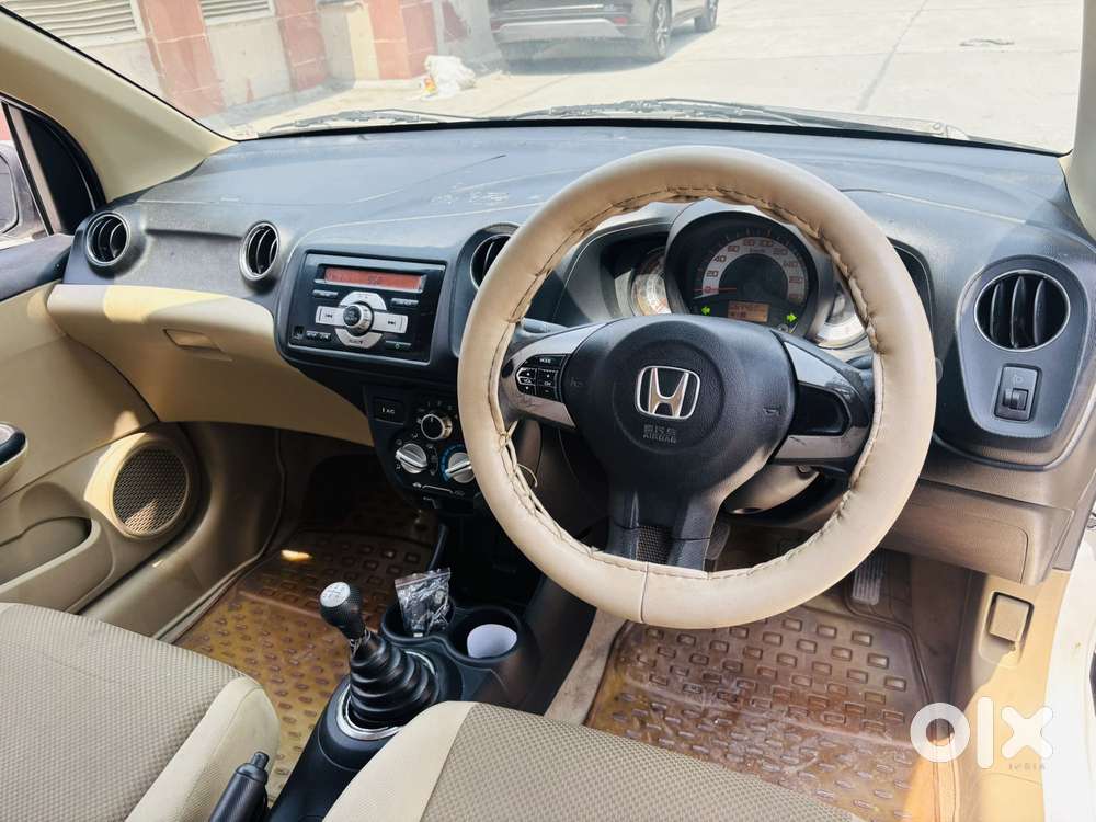 Honda Brio Vx Mt, 2014, Petrol