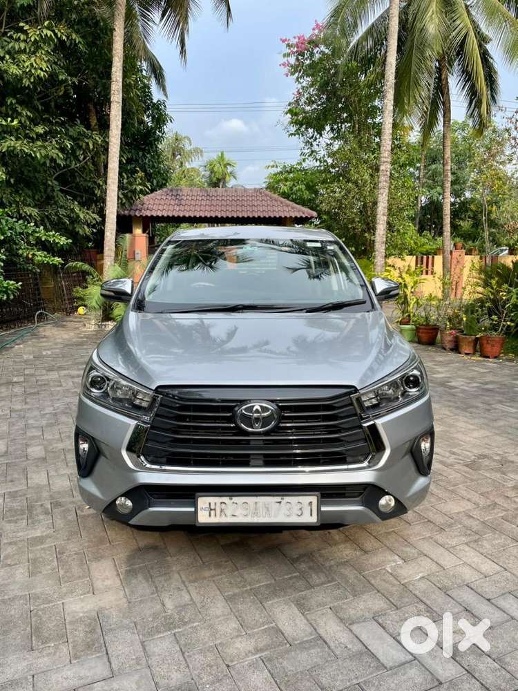 Toyota Innova Crysta 2017 Diesel 165000 Km Driven