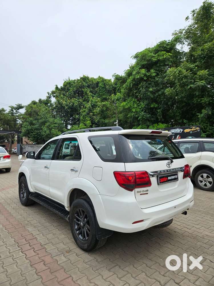 Toyota Fortuner 3.0 4x2 Automatic, 2014, Diesel