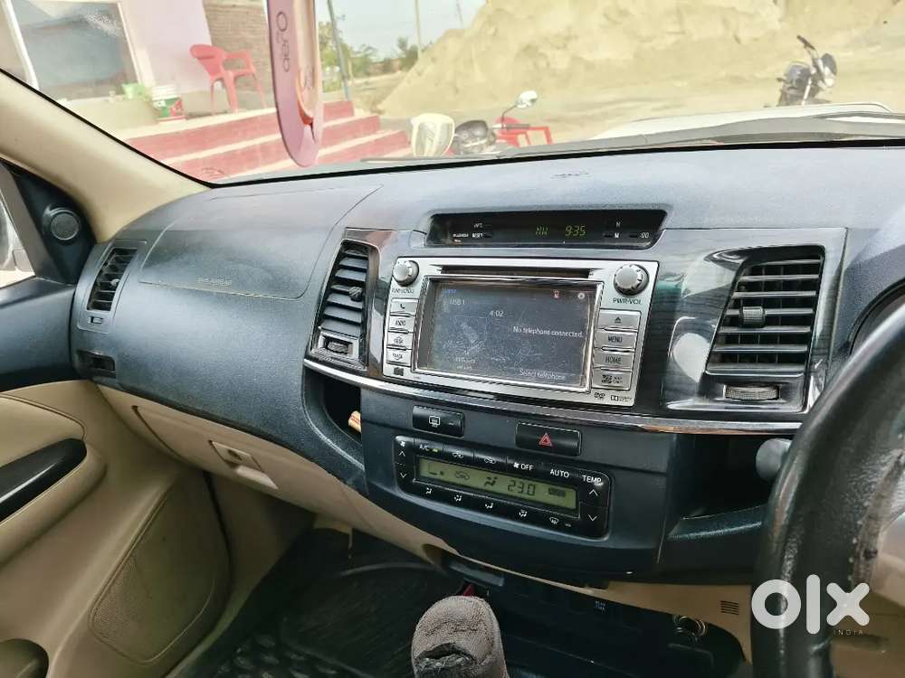 Toyota Fortuner 2015