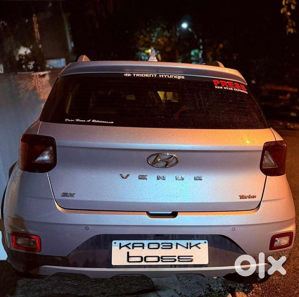 Hyundai Venue 2021 Petrol Well Maintained