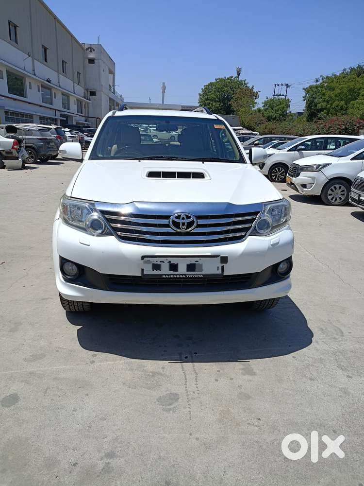 Toyota Fortuner 3.0 4x2 Mt, 2014, Diesel