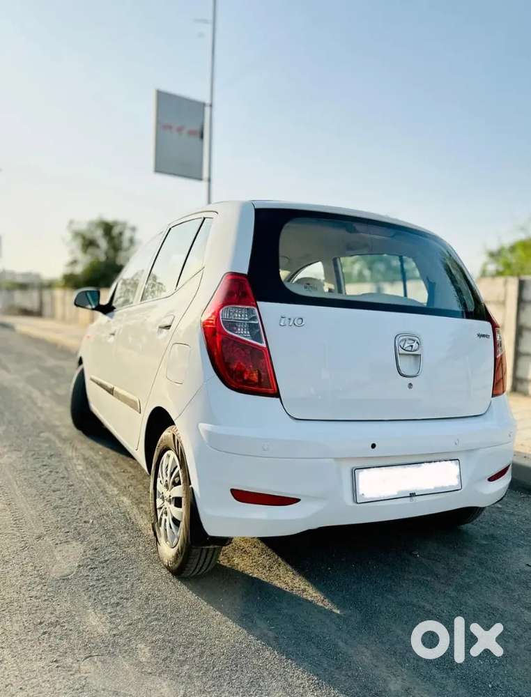 Hyundai I10 (2014)
Just 64,000 Kms!!