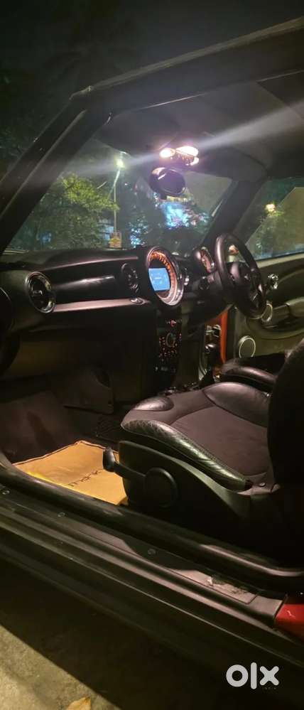 Mini Cooper Convertible, 2013, Petrol