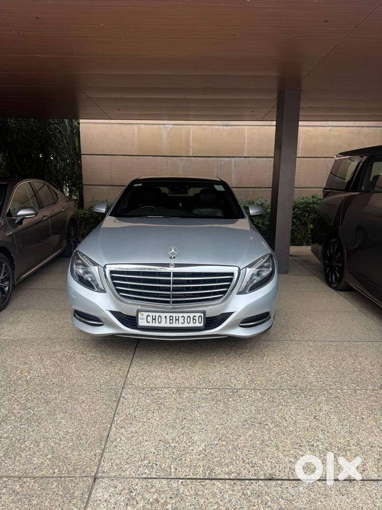 Mercedes Benz S-class (2016)