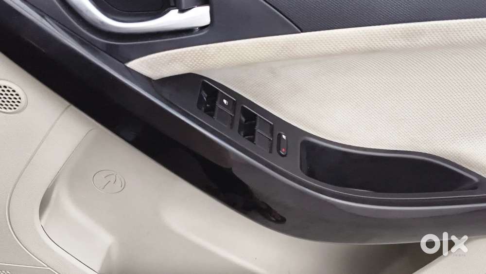 Tata Nexon 1.2 Revotron Xz Plus, 2022, Petrol