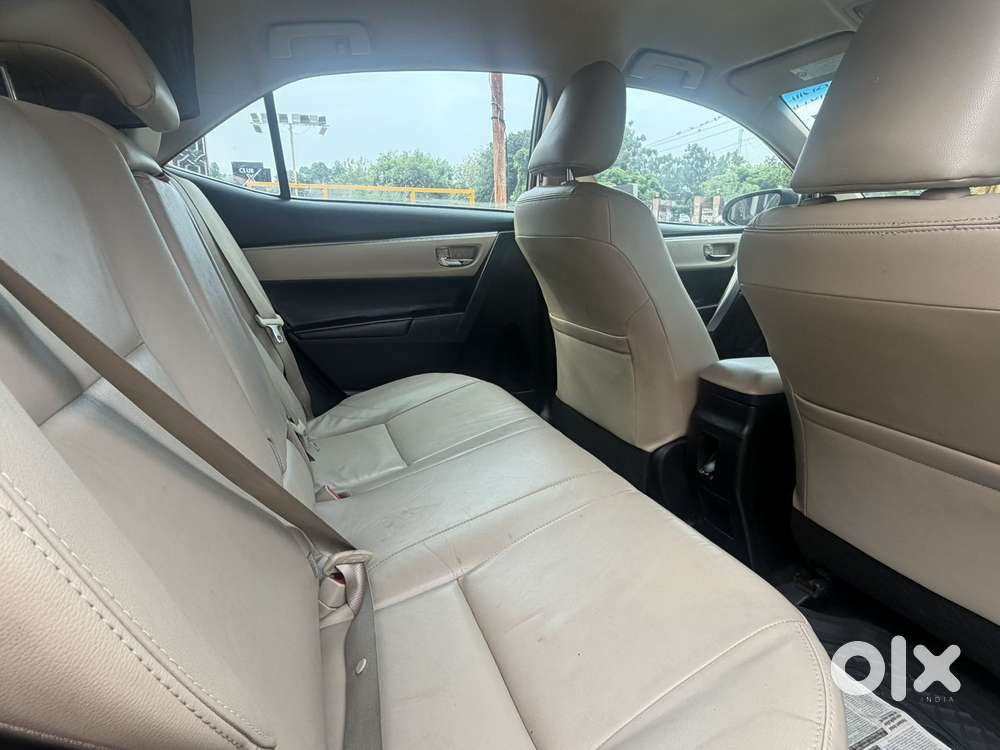 Toyota Corolla Altis Vl At, 2016, Petrol