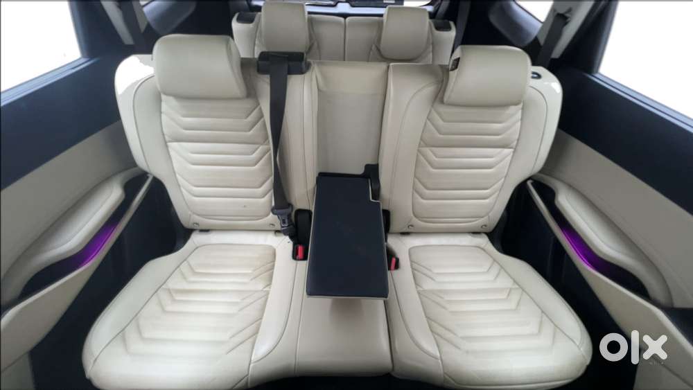 Kia Carens Luxury (o)1.5 Diesel At 7 Str, 2024, Diesel