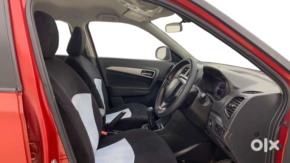 Maruti Suzuki Vitara Brezza Zdi Plus Dual Tone, 2017, Diesel