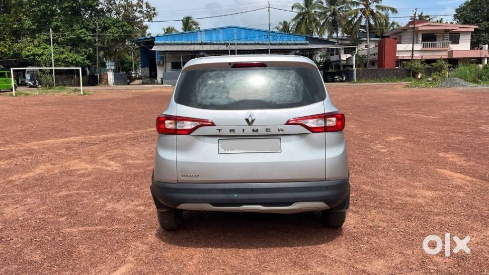 Renault Triber Rxt, 2021, Petrol