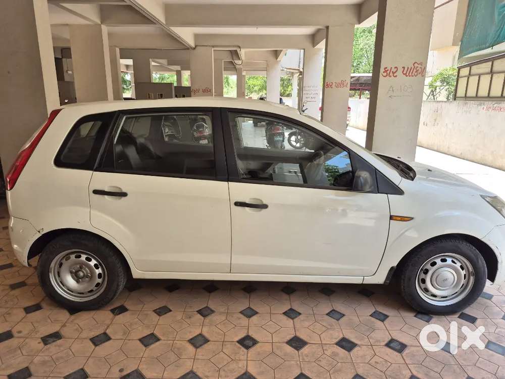 Ford Figo 2012 Petrol 88500 Km Driven