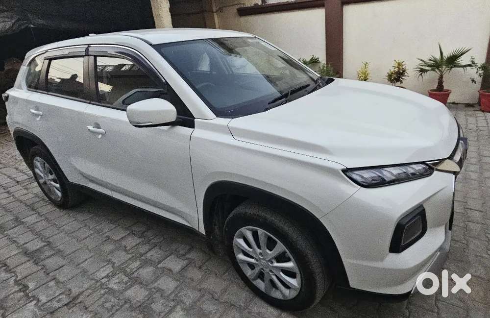 Maruti Suzuki Grand Vitara 2025 Petrol 6700 Km Driven