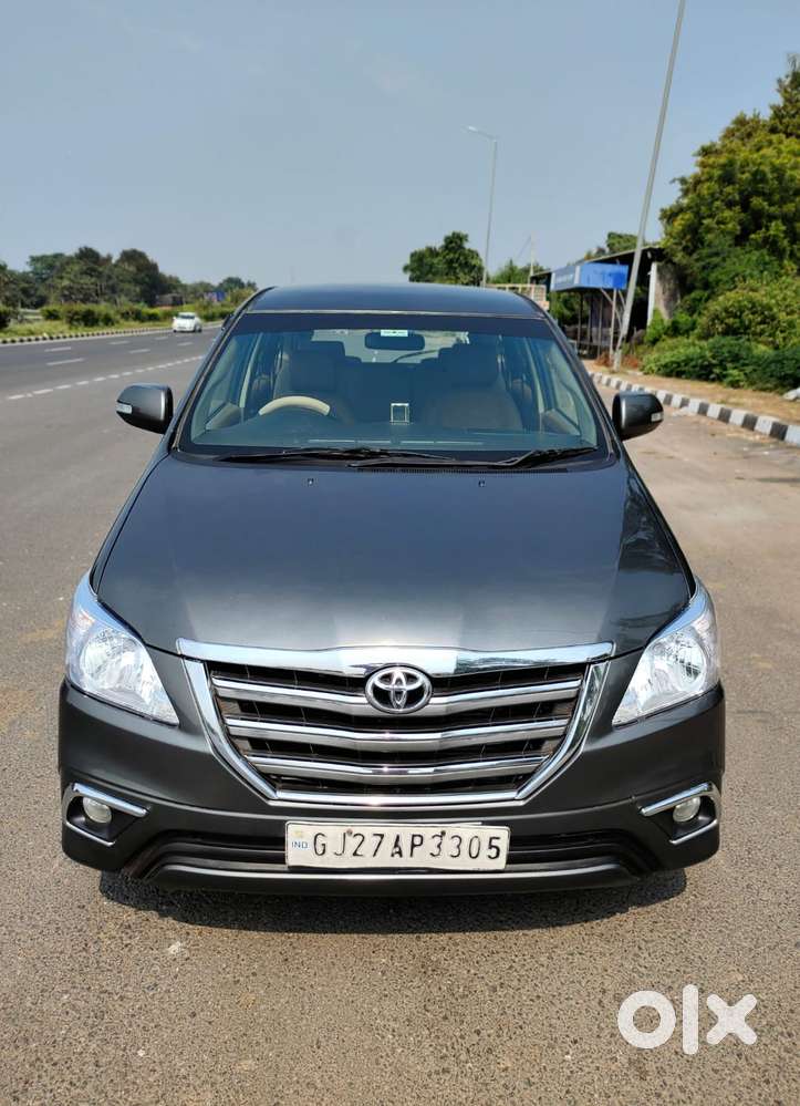 Toyota Innova 2.5 V 8 Str, 2015, Diesel